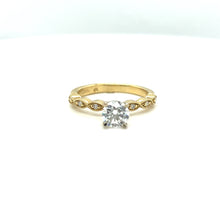  Anel em Ouro 18k com Diamante Central de 0.75Ct e 6 diamantes de 1.3mm - Ricca Jewelry