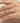 Anillo de media eternidad estilo cuerda con 15 diamantes