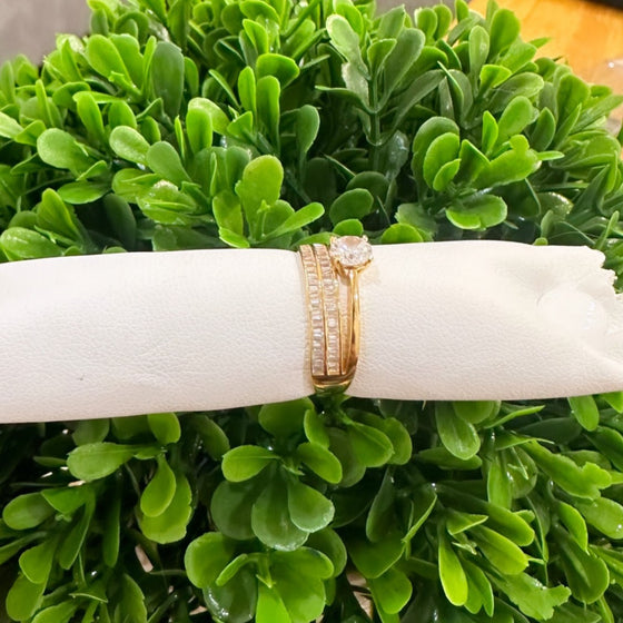 Anel de Ouro 18k Modelo 2 em 1 Solitario com Meia Alianca e Pedra Zirconias Baguete/Carre - Ricca Jewelry