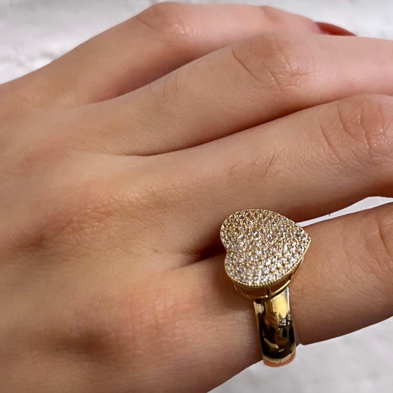 Anel de Ouro 18k Modelo Coração Cravejado Chuveirinho - Ricca Jewelry
