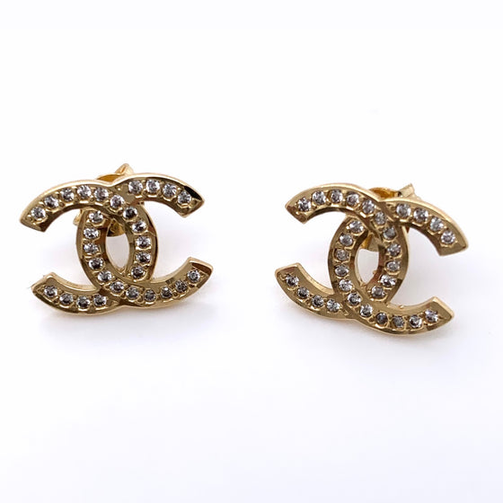 Brinco em Ouro 18k Modelo Inspiracao Chanel com Pedras de Zirconia / 18k Gold Earrings Chanel Inspiration Model with Cubic Zirconia Stones