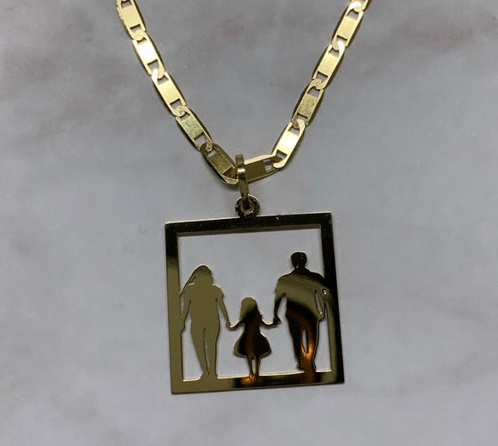 Pingente em Ouro 18k Modelo Familia com os Pais e uma Filha / Family Love 18k Gold Pendant - Parents and Daughter - Ricca Jewelry