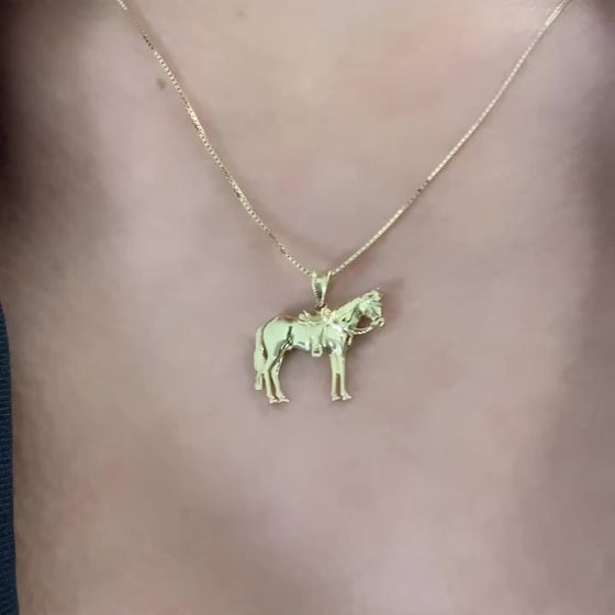 Pingente em Ouro 18k Modelo Cavalo / Discover Equestrian Beauty: 18k Gold Horse Pendant