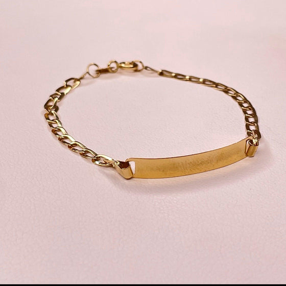 Pulseira Infantil Elos Iguais Laminada com Plaquinha / Child's Equal Links Bracelet with Engravable Plate in 18k Gold - Ricca Jewelry