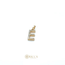  Pingente de Ouro 18k Modelo Letra E com 17 Diamantes - Ricca Jewelry
